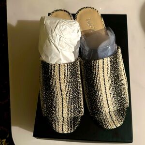 Women sandal Lord&Taylor Size 8 M